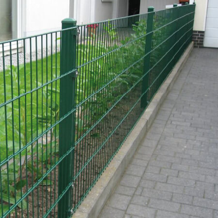 Komplettzaun mit Pfosten FA-P Schmuckbild
