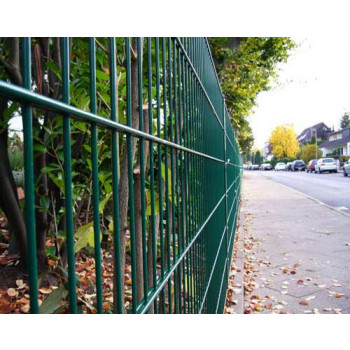 40 Meter Zaun komplett (grün) - mit Pfosten Typ PM